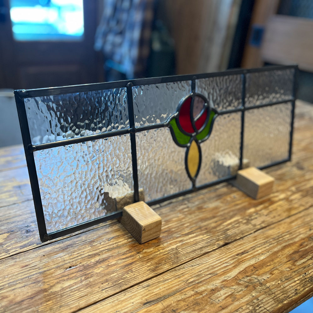 『硝子のカケラが宝石に変わる瞬間』復刻ローズ・ステンドグラス製作の裏側を全公開。