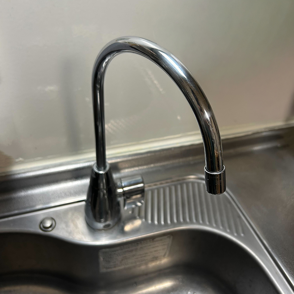 システムキッチン浄水器の水漏れをDIY修理｜品番不明から特定、スピンドル交換（A-1991-30）