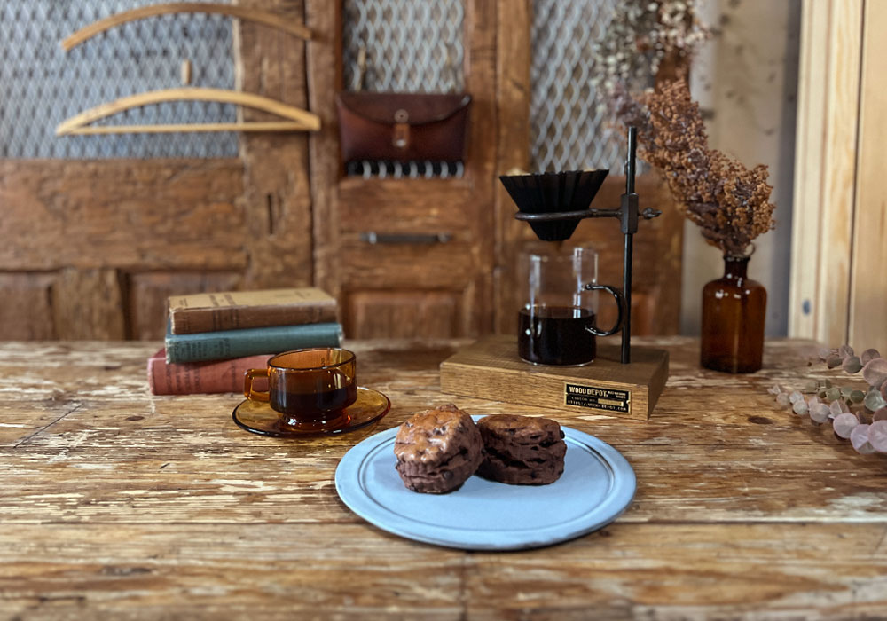 「自分で届けられる」ようになるために:スマホで撮影のコツをレクチャーする風景