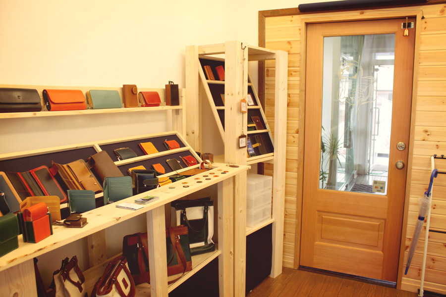 atelier gungnir 様 木製玄関ドア施工例 滋賀県大津市