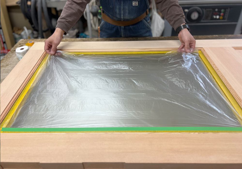 ビニールを広げる工程