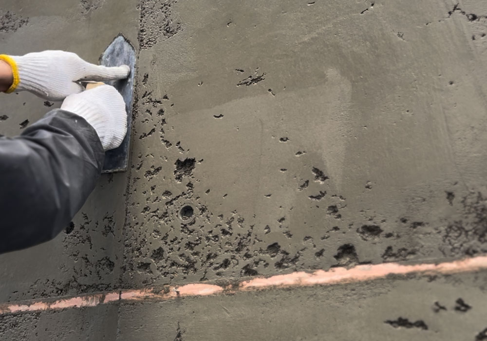 デフォルメされたジャンカ:不均一な空洞が放つ美学