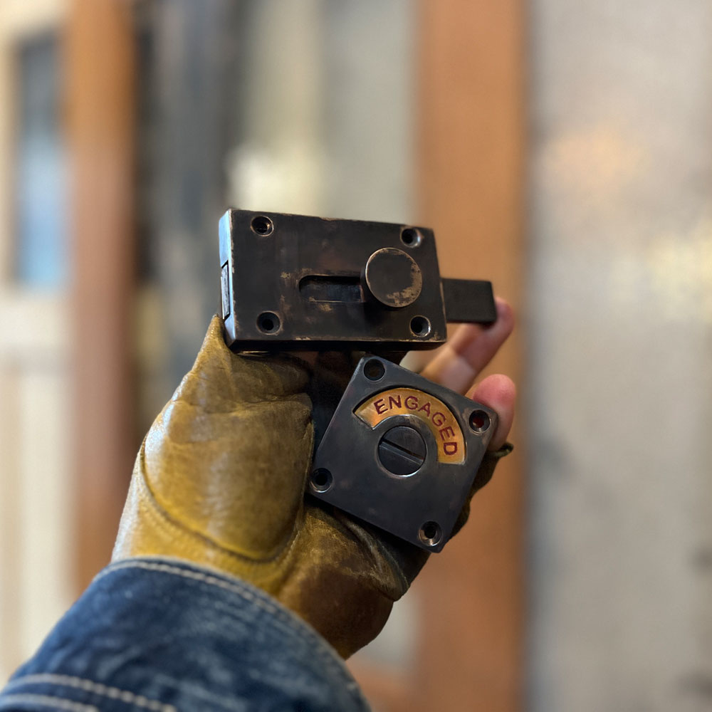 ヴィンテージブラック仕上げの表示錠 ID-1041