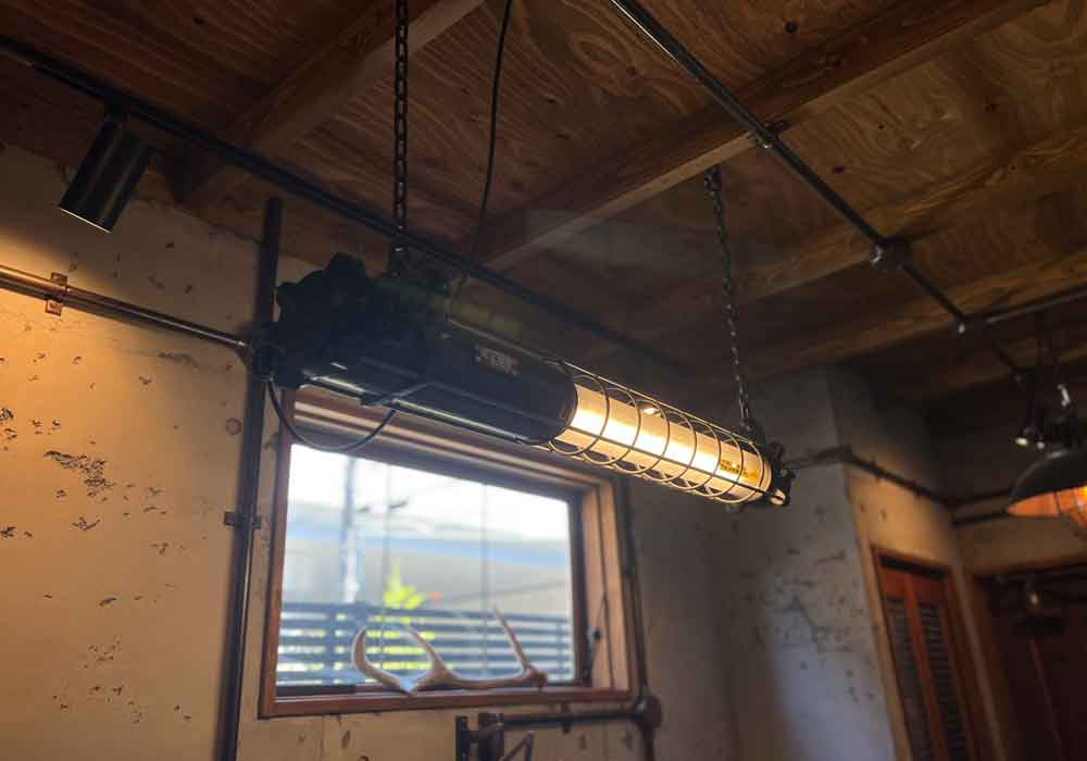 新ショールーム事務所：黒染めリメイク後の佇まい