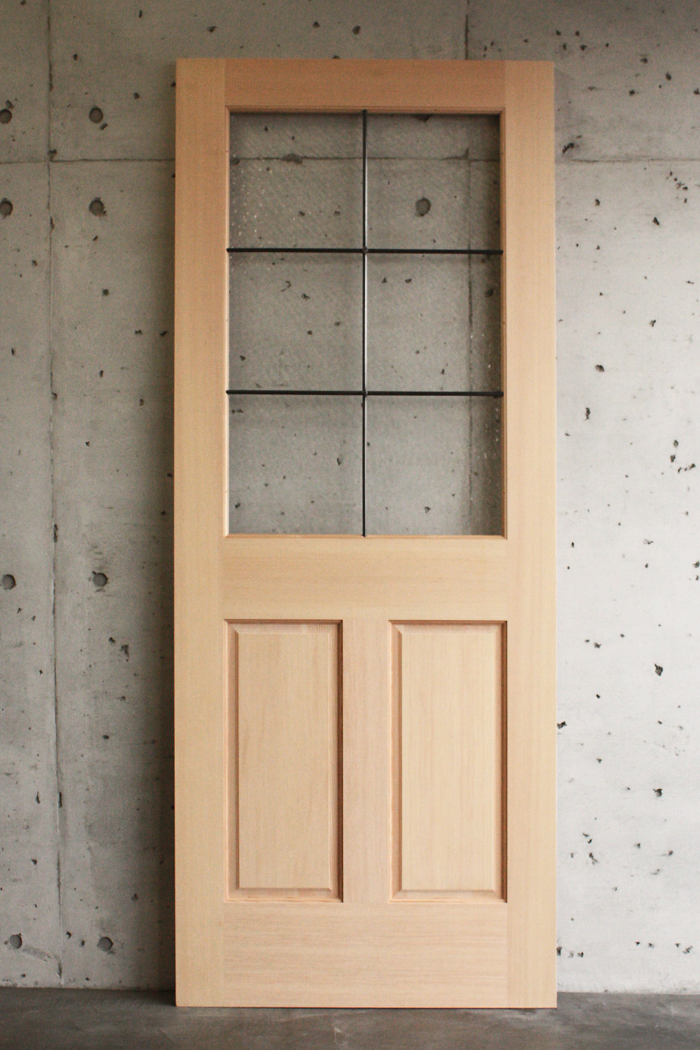 サイズオーダー木製室内ドア　アイアン格子　ID-789