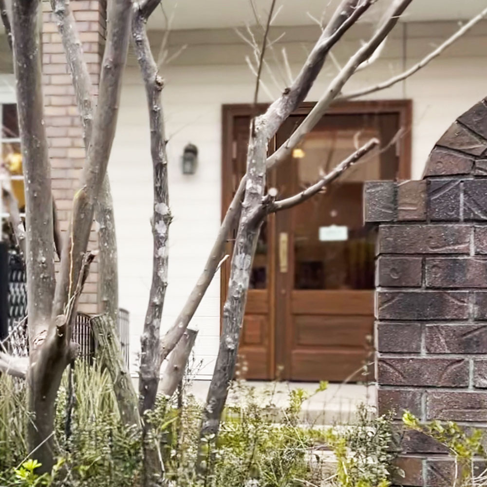 SHOP - 58 ｜ いつかこんな自宅カフェをつくりたい『郊外で見つけた、私の理想の暮らし』