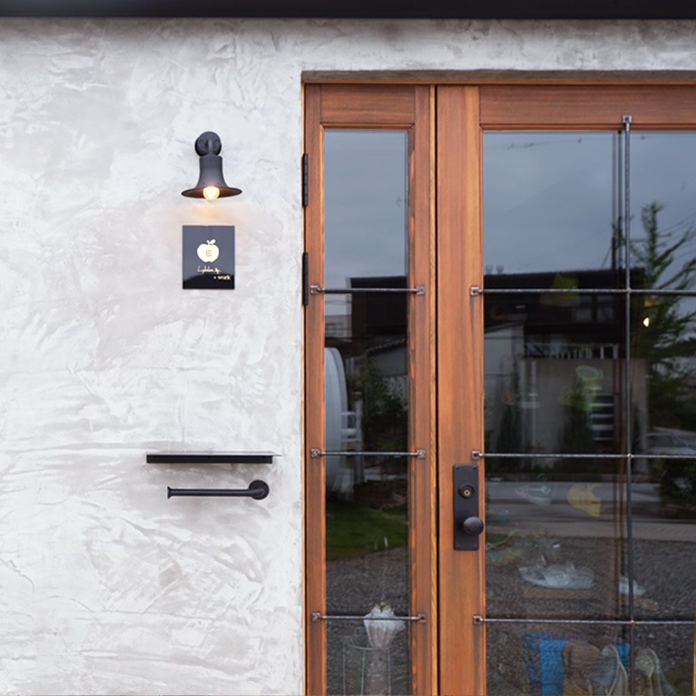 SHOP - 52 ｜ 『作業着の常識を変える』「機能性」と「ライフスタイル」を両立｜仕事と趣味をシームレスにつなぐ新しい作業服