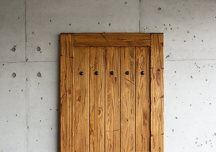 木製ドアの全国通販 Wood Depot Custom Door Works 公式サイト サイズオーダー ヴィンテージ仕上 アイアン格子等の木製ドア 専門店